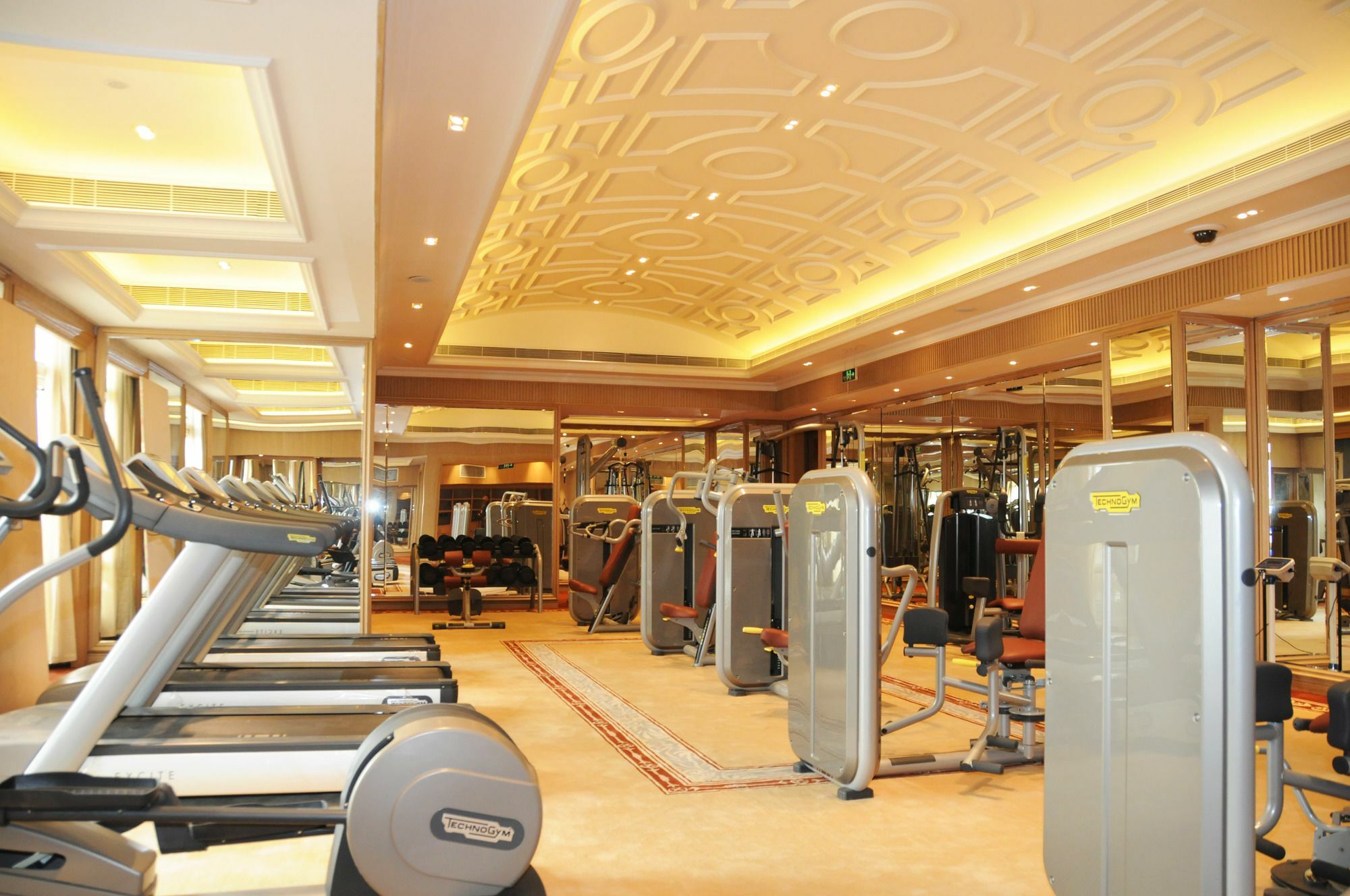 Tianjin Goldin Metropolitan Polo Club Hotel Xiqing Extérieur photo