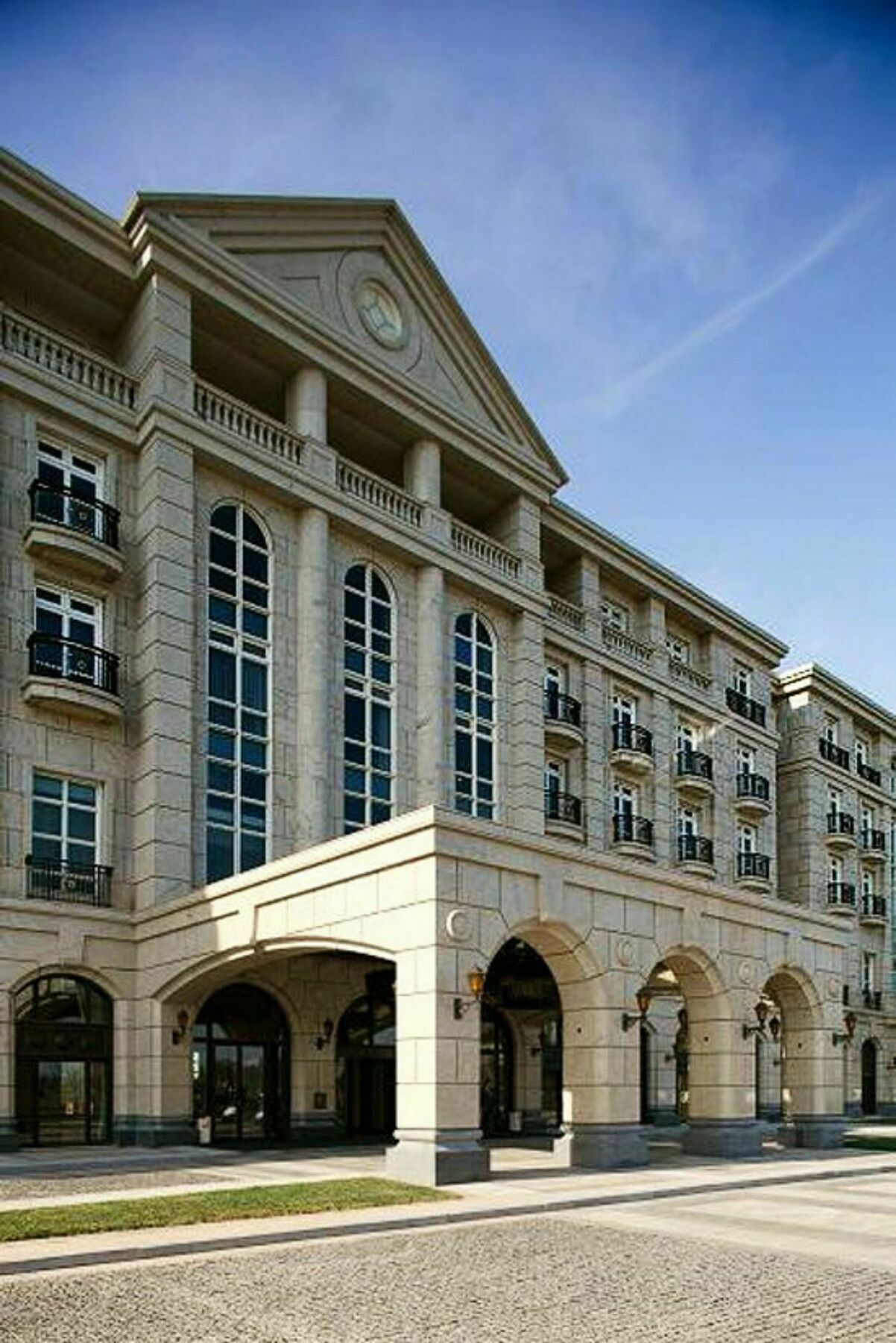 Tianjin Goldin Metropolitan Polo Club Hotel Xiqing Extérieur photo